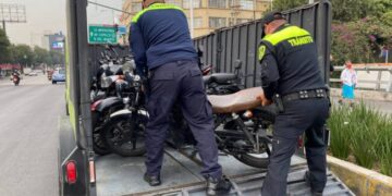 Reanudan operativos viales para motociclistas