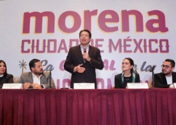 Ante el reflejo de las encuestas de intención de voto hacia el 2024 en la Ciudad de México, que indican la posibilidad de que Morena pierda, el líder nacional del partido, Mario Delgado, reconoció que la oposición trabaja con fuerza para esos comicios.