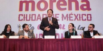 Ante el reflejo de las encuestas de intención de voto hacia el 2024 en la Ciudad de México, que indican la posibilidad de que Morena pierda, el líder nacional del partido, Mario Delgado, reconoció que la oposición trabaja con fuerza para esos comicios.