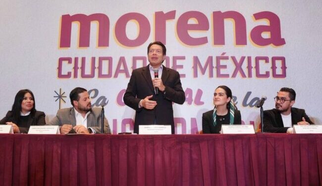 Ante el reflejo de las encuestas de intención de voto hacia el 2024 en la Ciudad de México, que indican la posibilidad de que Morena pierda, el líder nacional del partido, Mario Delgado, reconoció que la oposición trabaja con fuerza para esos comicios.