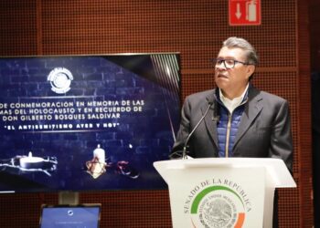 Ricardo Monreal Ávila, llamó a hacer un compromiso por la reconciliación y de tolerancia, pues la descalificación sistemática entre grupos de la población, de cualquier sociedad, eleva el nivel de agresiones físicas y ha generado en la historia “crímenes de odio y violencia”.