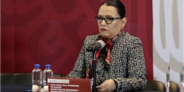 Acaso sin pretenderlo, la secretaria de Seguridad y Protección Ciudadana (SSPC) del Gobierno federal, Rosa Icela Rodríguez se anotó muchos puntos por sobre los otros contendientes de Morena a la candidatura para la Jefatura de Gobierno de la Ciudad de México para en 2024.