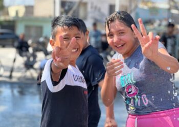 Inauguran parque infantil con fuente bailarina en Tláhuac