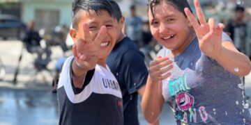 Inauguran parque infantil con fuente bailarina en Tláhuac