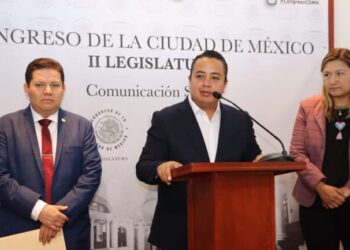 Exige MORENA que rinda protesta suplente de “diputado prófugo”