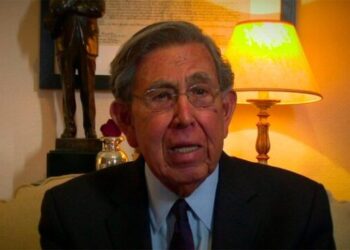 Tras declaración de AMLO, se desmarca Cárdenas de Mexicolectivo