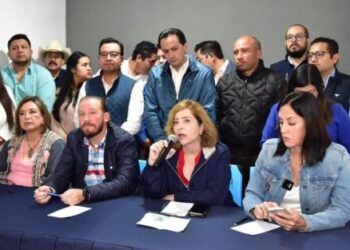 El tema complicado para el PAN será el método de selección candidato, principalmente para que Xóchitl Gálvez acepte su derrota, si fuera el caso, porque en las tendencias ella va en línea descendente, muy lento, pero descendente, mientras que Lía Limón y Taboada están creciendo. Tan es así, que por eso la “4T” los ataca a ellos y no a la senadora. Lo veremos.