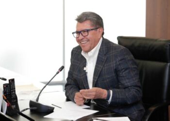 México y Estados Unidos, obligados a encontrar soluciones conjuntas para fenómeno migratorio: Monreal