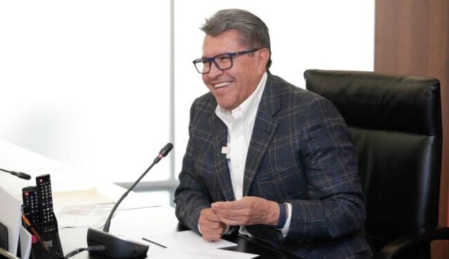 México y Estados Unidos, obligados a encontrar soluciones conjuntas para fenómeno migratorio: Monreal