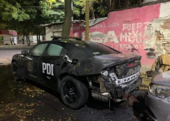 Capturan a hombre que quemó una patrulla en Azcapo