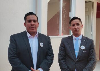 Entrevista con Miguel Valverde, gerente de ventas de Desarrollo Ejecutivo Braj, y Michel, bróker y ejecutivo de la inmobiliaria, que entregó nuevas viviendas en alianza con la asociación civil Fuerza Tequio, en la calle Juan A. Gutiérrez, 77, colonia Moctezuma 1ra Sección, CDMX.