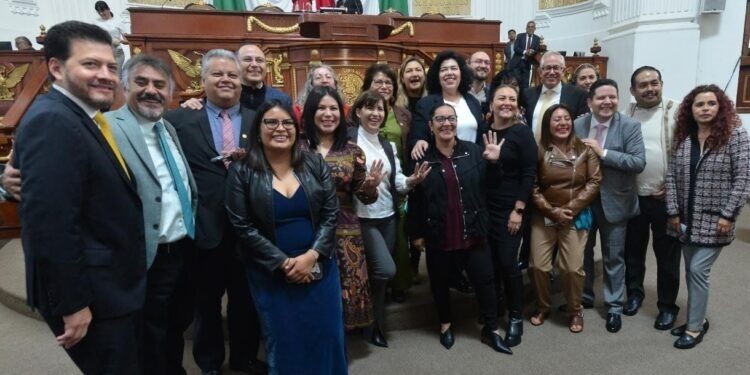 Por enésima ocasión, este martes los diputados del Congreso de la Ciudad de México decidieron que todo mundo se entere que no trabajan: no alcanzaron quórum para sesionar. El Congreso es un mal chiste.