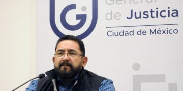 Pues resulta que Santiago Taboada tuvo información privilegiada de la detención de una ex funcionaria de la Alcaldía Benito Juárez y la orden de captura de otros dos de sus excolaboradores. O lo que es lo mismo, la Fiscalía de Sheinbaum es más porosa que la piedra pómez.