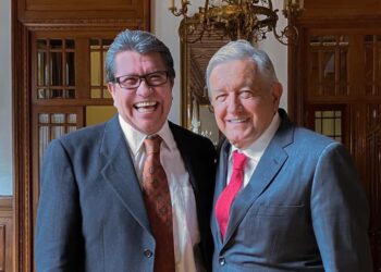 Ricardo Monreal coincidió con el presidente Andrés Manuel López Obrador al señalar que cuando se quiere reducir y encasillar la justicia a la norma escrita, y la legitimidad a lo legal, estamos ante un problema de injusticia.