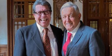 Ricardo Monreal coincidió con el presidente Andrés Manuel López Obrador al señalar que cuando se quiere reducir y encasillar la justicia a la norma escrita, y la legitimidad a lo legal, estamos ante un problema de injusticia.