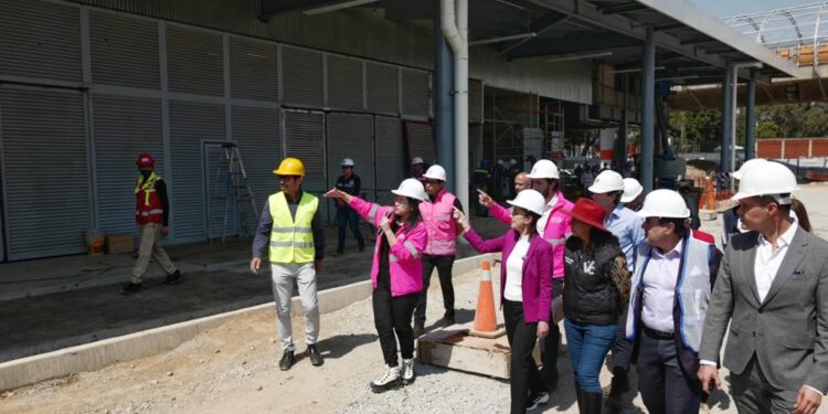 Con una inversión de 550 millones de pesos, en julio se concluirá la modernización del Centro de Transferencia Modal (Cetram) de San Lázaro, en la que se mueven más de 500 mil personas por día, no sólo provenientes del oriente de la CDMX y el Estado de México, sino foráneos, y que son fundamentales para el funcionamiento cotidiano de la capital.