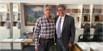 Monreal, ahora con Cárdenas: "La República nos necesita”