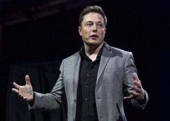 Elon Musk dueño de TESLA y de twitter
