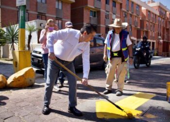 Encabeza Giovani Gutiérrez jornada de Servicios Urbanos en Pedregal del Maurel