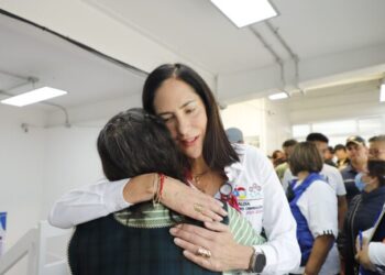 Continúa Lía Limón entrega de obras en Álvaro Obregón