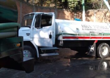 Manda GCDMX pipas de agua a Azcapo, GAM y VC