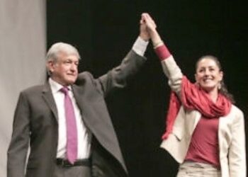 Por enésima ocasión, el presidente Andrés Manuel López Obrador sale al rescate de su corcholata favorita, la jefa de Gobierno de la CDMX, Claudia Sheinbaum. Y también, ¡oootra vez!, utiliza a los militares para salvarla y evitar que se derrumbe su candidatura presidencial.