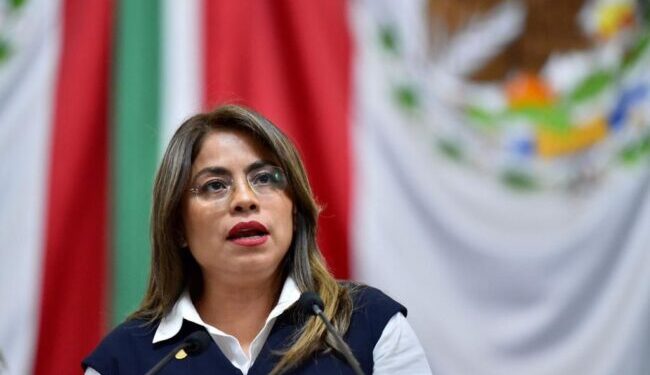 Urge atender trastornos de educación en escuelas: Claudia Montes de Oca