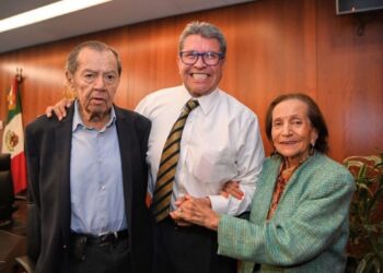 Ya en incluido en los cuestionarios de los encuestadores para la Jefatura de Gobierno en 2024, el senador Ricardo Monreal avanza en su reconciliación con el presidente Andrés Manuel López Obrador, con quien después de varios años estará en una concentración multitudinaria.