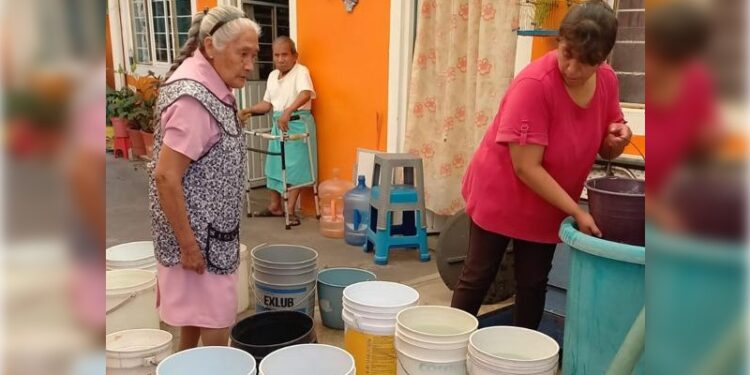 Esta vez, la jefa de Gobierno Claudia Sheinbaum sí leyó bien el problema que se avecina y se anticipó a plantear soluciones, sabedora del enorme costo político que ha sido para su imagen y su gobierno que la gente perciba desatención de los verdaderos problemas de la Ciudad, como el caso del Metro.