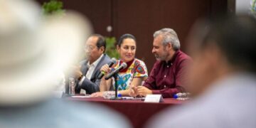 La mayor parte de la burocracia estatal de Morena que asistió el sábado al Teatro Morelos en Morelia, Michoacán sólo tuvo la intención de hacerse presente con quien están convencidos será la próxima presidenta de México, Claudia Sheinbaum.