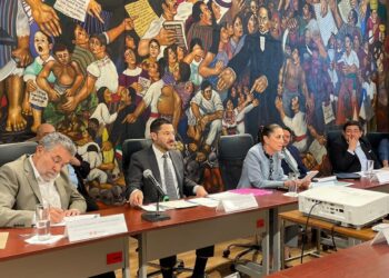 Lo que le interesaba a la jefa de Gobierno Claudia Sheinbaum de su reunión de Cabildo finalmente lo logró. Ahí estuvieron los 16 Alcaldes –nueve de oposición y siete de Morena–, a quienes les repartió su rebanada de culpa para distribuir el costo político de la escasez de agua