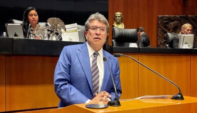 Presenta Monreal iniciativa para incorporar a los sistemas de salud en México el modelo de parto y nacimiento humanizados