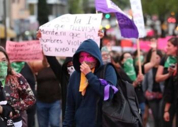 Bloque Feminista pide reunión a Sheinbaum