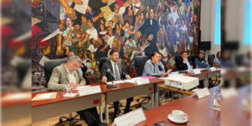 Sostiene Sheinbaum sesión de Cabildo con los 16 alcaldes