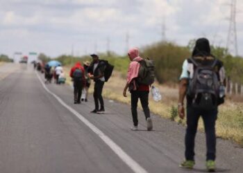 Monreal conmina al titular del INM a “dar la cara” ante tragedia en albergue de Juárez