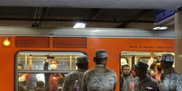 Denuncian homofobia por uniformados de GN en  Metro CDMX