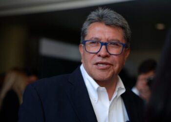 Unidad, clave del triunfo, asegura Monreal