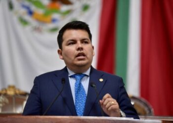 Las 16 Alcaldías deben tener ventanillas online para capitalinos que residen en el extranjero: PAN