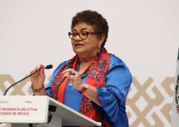 Hace casi tres años, Kimberly Ávila sufrió un atentado contra su vida: tres balazos en la cabeza, uno en el pecho, otro en el riñón, dos en los brazos. Pero a la fecha, la Fiscalía General de Justicia de la Ciudad de México (FGJCDMX), que encabeza Ernestina Godoy, no ha sido capaz de investigar el crimen.