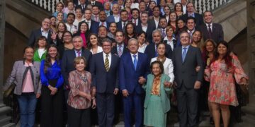 Asegura Monreal que en Morena hay respaldo total de López Obrador