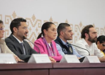 La jefa de Gobierno Claudia Sheinbaum rechazó, la decisión de la Suprema Corte de Justicia de la Nación (SCJN) que impide que la Guardia Nacional (GN) forme parte de la Secretaría de la Defensa Nacional (Sedena).