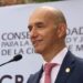 Salvador Guerero Chiprés, presidente del Consejo Ciudadano para la Seguridad y la Justicia de la CDMX –instancia vínculo entre el ciudadano y las autoridades capitalinas–, alertó que cuando alguien esté siendo víctima de los “montachoques” debe denunciarlo como un “intento de extorsión” “un fraude” y no como un incidente de tránsito.