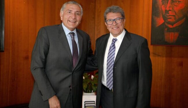 Ricardo Monreal y Adán Augusto López analizan agenda legislativa en el último tramo del periodo ordinario