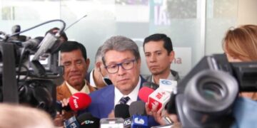 Ricardo Monreal pide parlamento abierto para discutir minuta sobre minería