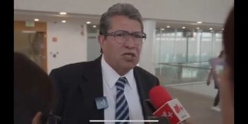 Ricardo Monreal asegura que Senado no pasará “fast track” leyes enviadas por la colegisladora