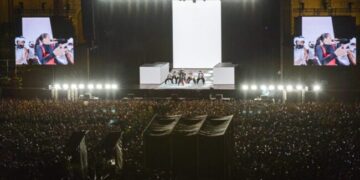 Rosalía no rompió récord en el Zócalo; apenas 100 mil