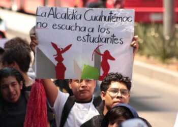 Jóvenes exigen a Cuevas mejoras a Casas del Estudiante en Alcaldía Cuauhtémoc