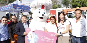 Entrega Lía Limón módulo de juegos de Barrio Norte  en