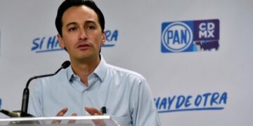 Liderazgos de Morena en la CDMX aprovecharon el conflicto de AMLO con Perú para darle un llegue al canciller Marcelo Ebrard, porque consideran que no ha defendido lo suficiente al presidente,