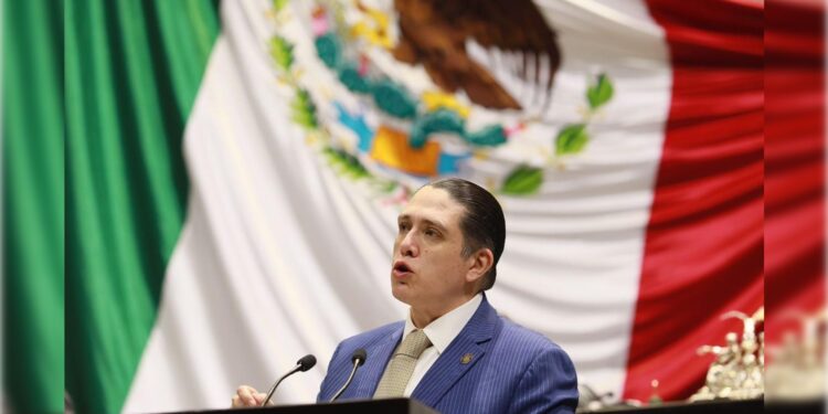 Los niños merecen estudiar en lugares dignos y seguros y que el presupuesto del Inifed se utilice responsablemente: Luis Mendoza